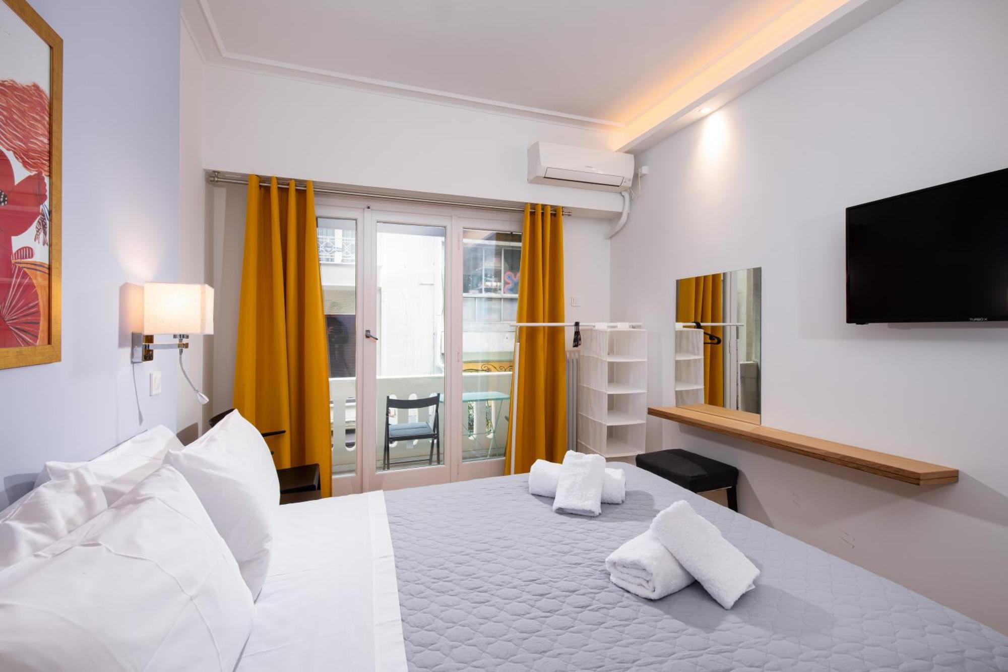 Philos At Nikis - Two Bedroom In Plaka 아테네 외부 사진